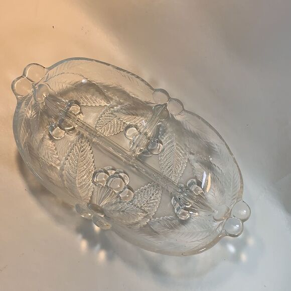 Cherry Patch Clear Glass 3 Divided Serving Tray - Picture 3 of 8